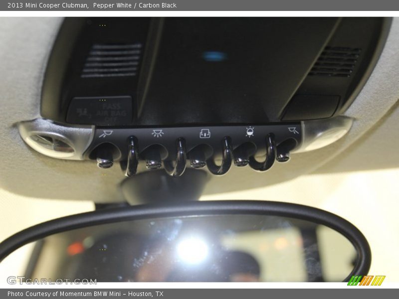 Pepper White / Carbon Black 2013 Mini Cooper Clubman