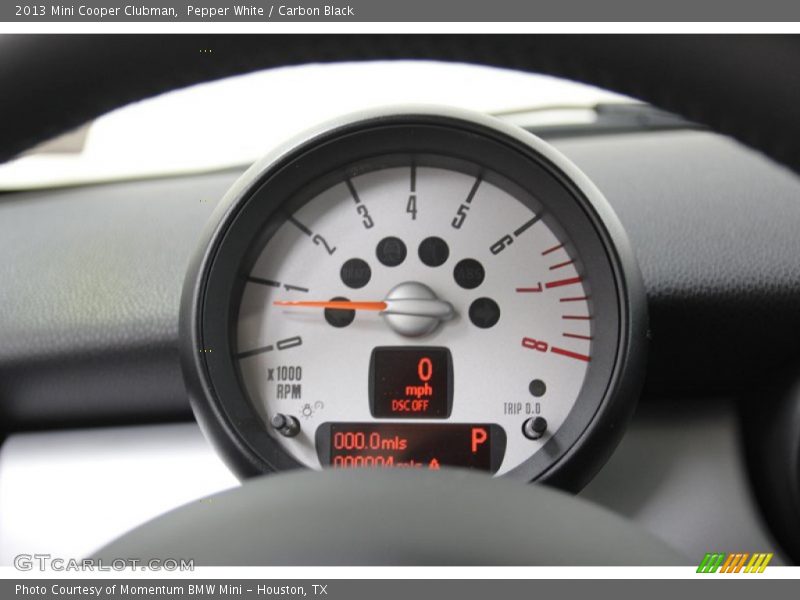 Pepper White / Carbon Black 2013 Mini Cooper Clubman