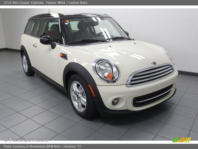 Pepper White / Carbon Black 2013 Mini Cooper Clubman