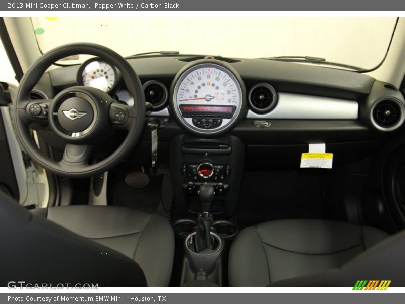 Pepper White / Carbon Black 2013 Mini Cooper Clubman
