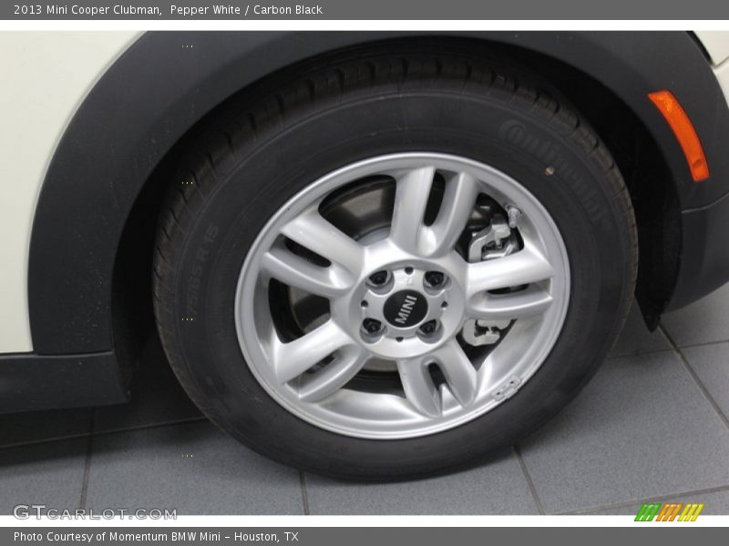 Pepper White / Carbon Black 2013 Mini Cooper Clubman