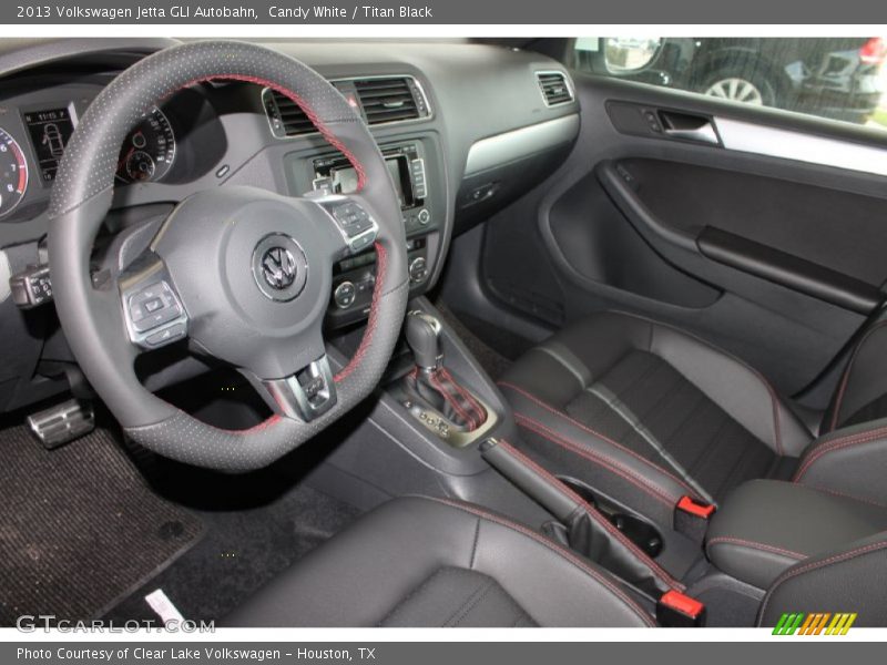 Candy White / Titan Black 2013 Volkswagen Jetta GLI Autobahn