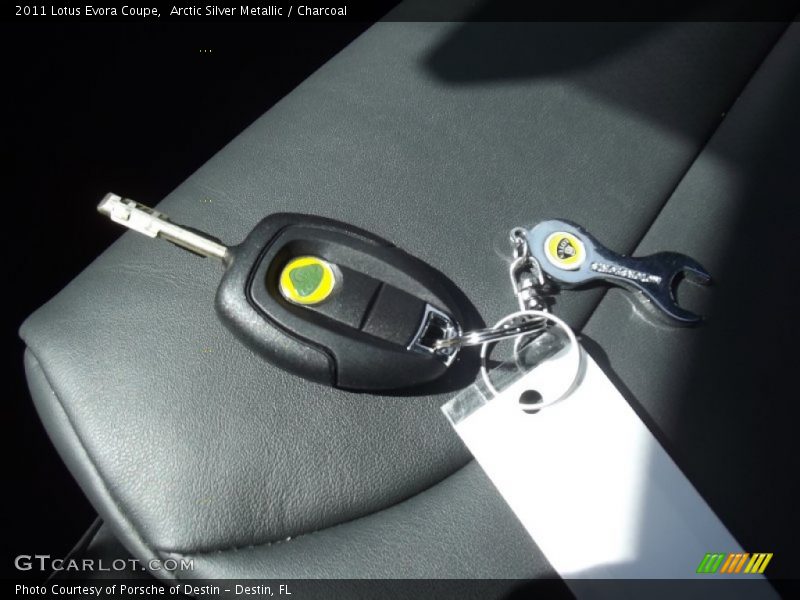 Keys of 2011 Evora Coupe