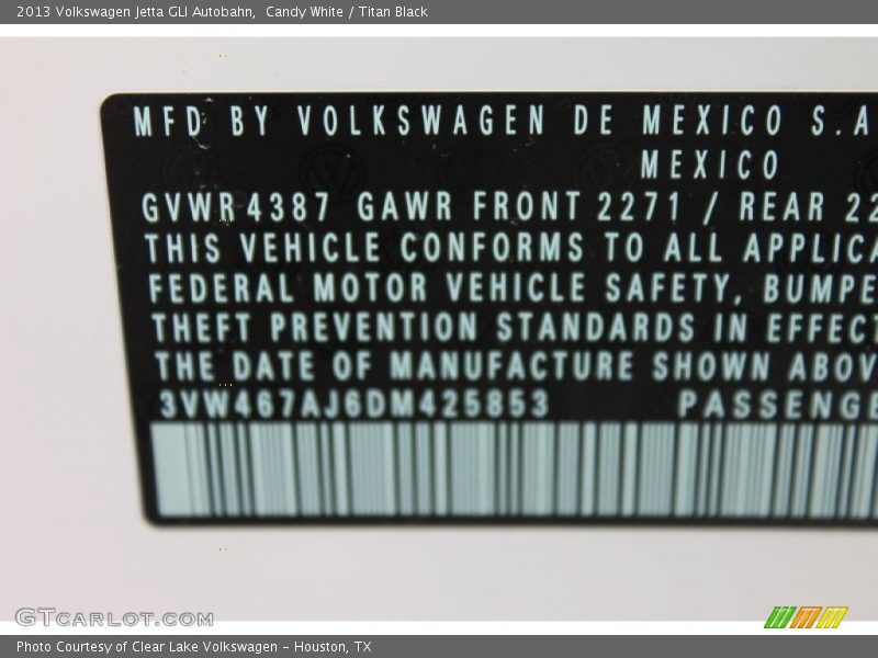 Candy White / Titan Black 2013 Volkswagen Jetta GLI Autobahn