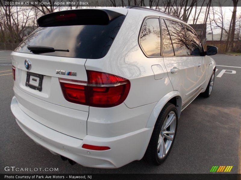 Alpine White / Black 2011 BMW X5 M M xDrive