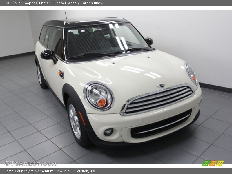 Pepper White / Carbon Black 2013 Mini Cooper Clubman