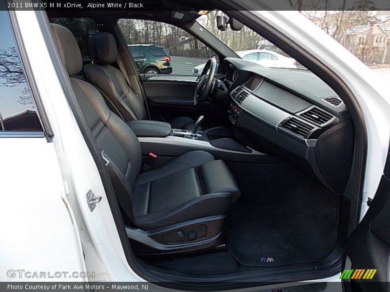 Alpine White / Black 2011 BMW X5 M M xDrive