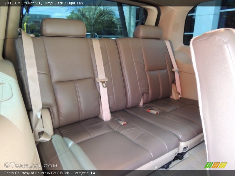 Onyx Black / Light Tan 2011 GMC Yukon SLE