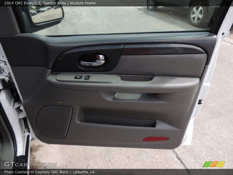 Summit White / Medium Pewter 2004 GMC Envoy SLE