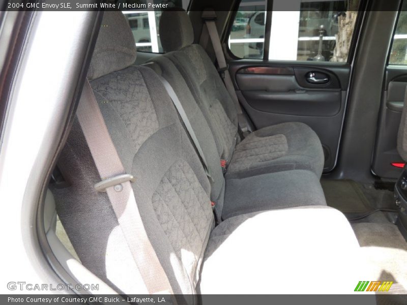 Summit White / Medium Pewter 2004 GMC Envoy SLE
