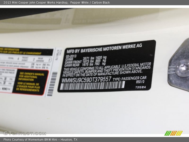 Pepper White / Carbon Black 2013 Mini Cooper John Cooper Works Hardtop