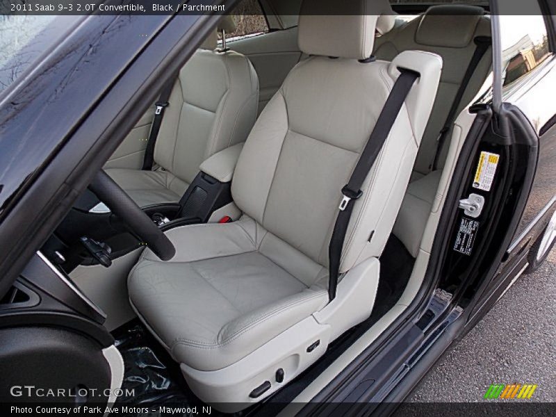 Front Seat of 2011 9-3 2.0T Convertible