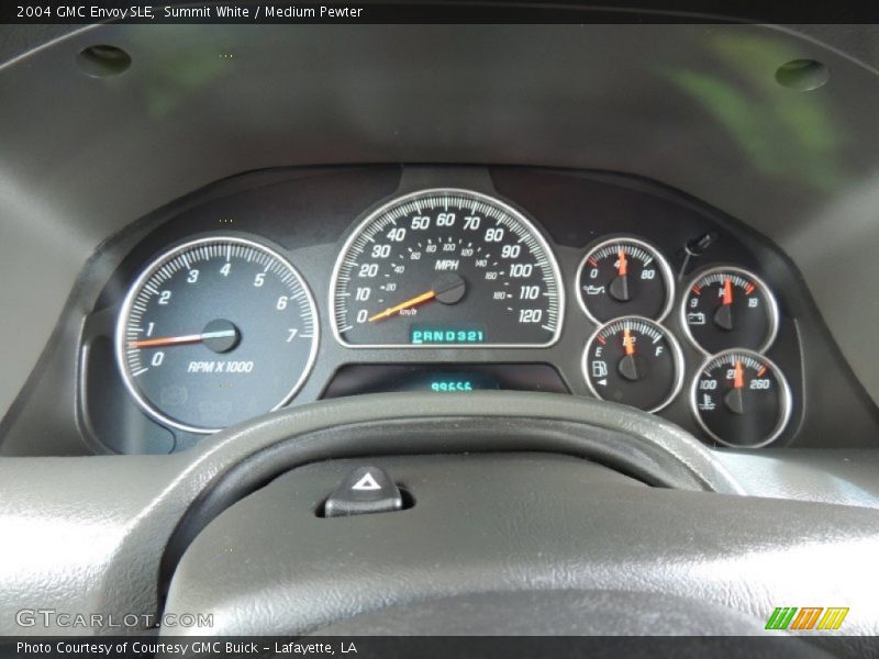 Summit White / Medium Pewter 2004 GMC Envoy SLE