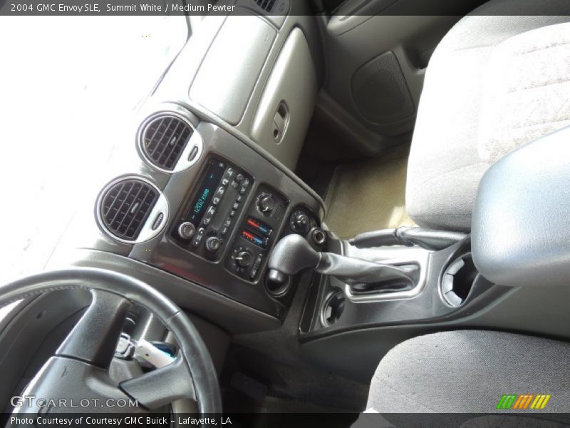 Summit White / Medium Pewter 2004 GMC Envoy SLE
