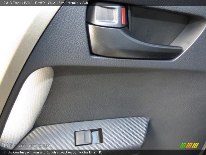 Classic Silver Metallic / Ash 2013 Toyota RAV4 LE AWD