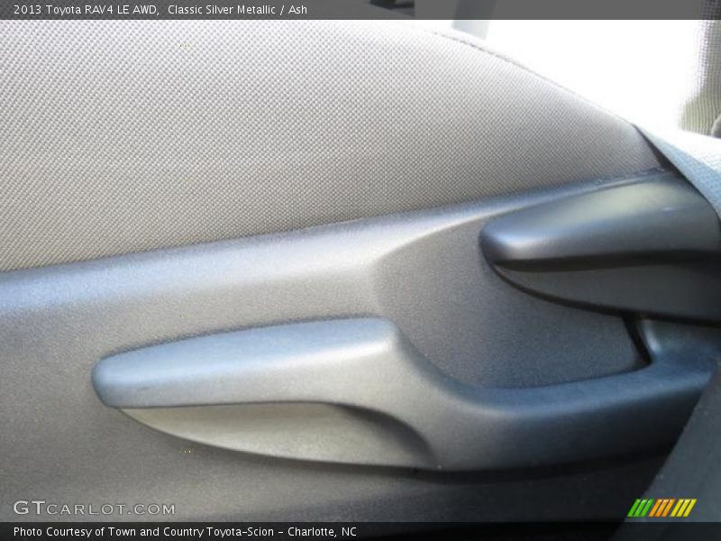 Classic Silver Metallic / Ash 2013 Toyota RAV4 LE AWD