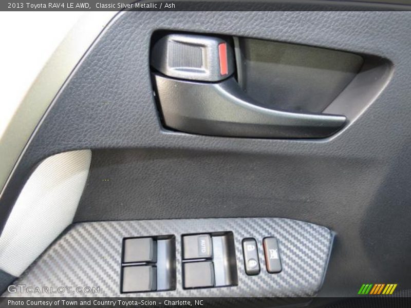 Classic Silver Metallic / Ash 2013 Toyota RAV4 LE AWD