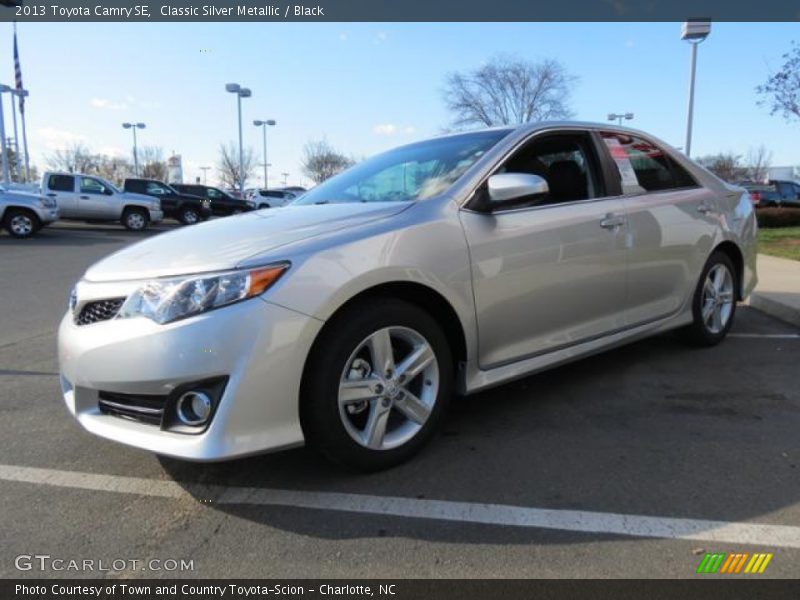 Classic Silver Metallic / Black 2013 Toyota Camry SE