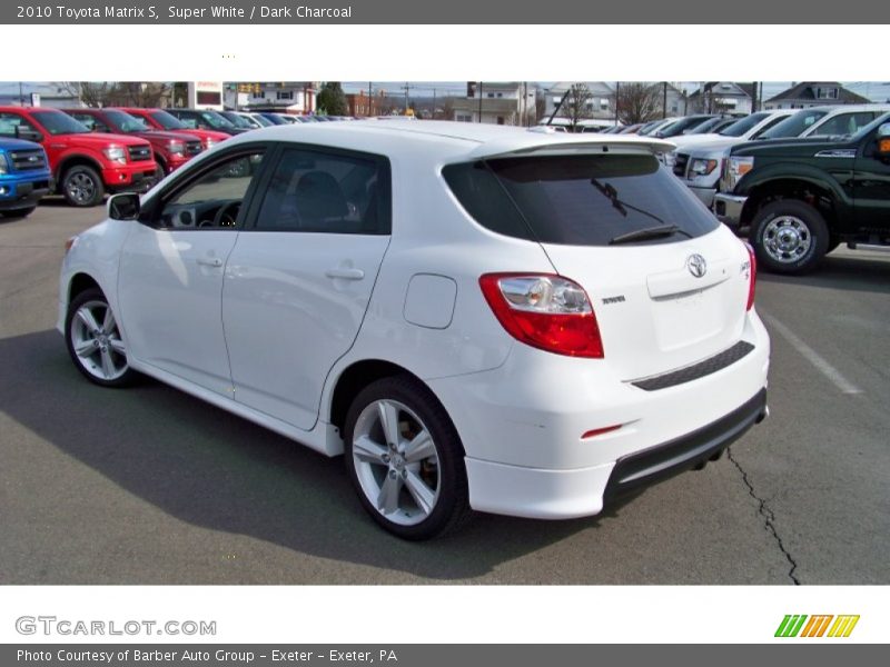 Super White / Dark Charcoal 2010 Toyota Matrix S