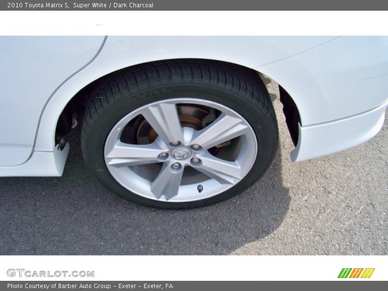Super White / Dark Charcoal 2010 Toyota Matrix S