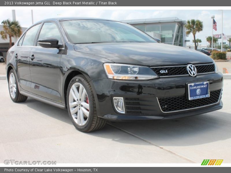 Deep Black Pearl Metallic / Titan Black 2013 Volkswagen Jetta GLI