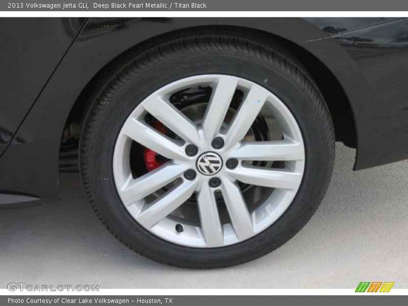 Deep Black Pearl Metallic / Titan Black 2013 Volkswagen Jetta GLI