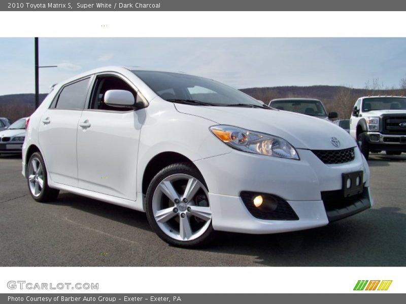 Super White / Dark Charcoal 2010 Toyota Matrix S