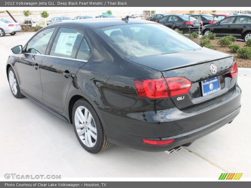 Deep Black Pearl Metallic / Titan Black 2013 Volkswagen Jetta GLI
