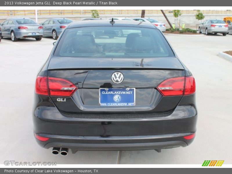 Deep Black Pearl Metallic / Titan Black 2013 Volkswagen Jetta GLI