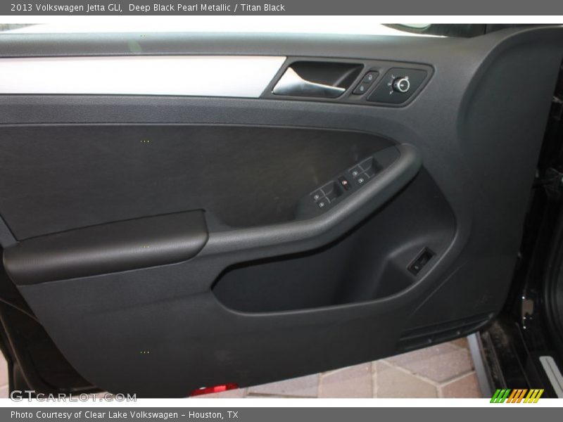 Deep Black Pearl Metallic / Titan Black 2013 Volkswagen Jetta GLI