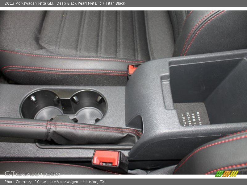 Deep Black Pearl Metallic / Titan Black 2013 Volkswagen Jetta GLI