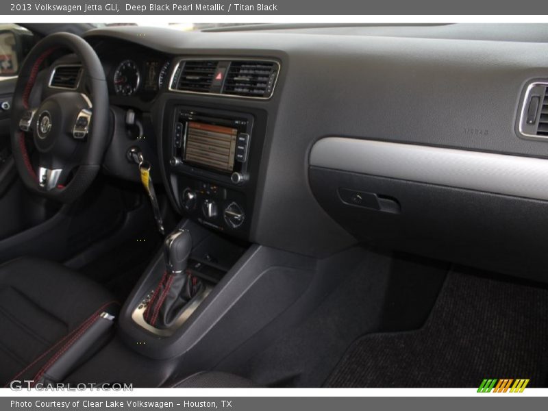 Deep Black Pearl Metallic / Titan Black 2013 Volkswagen Jetta GLI