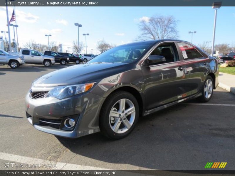 Magnetic Gray Metallic / Black 2013 Toyota Camry SE