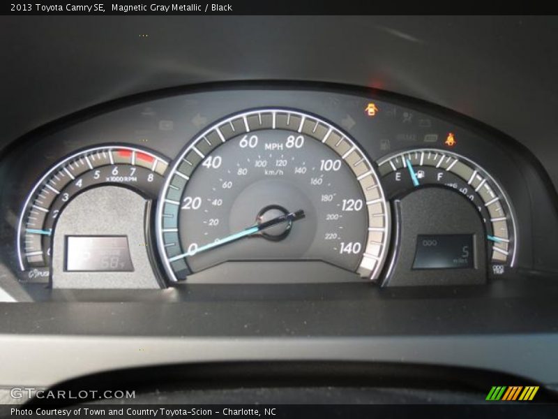 Magnetic Gray Metallic / Black 2013 Toyota Camry SE
