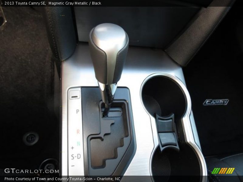 Magnetic Gray Metallic / Black 2013 Toyota Camry SE