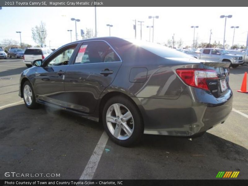 Magnetic Gray Metallic / Black 2013 Toyota Camry SE