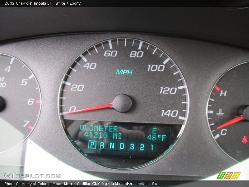 White / Ebony 2009 Chevrolet Impala LT