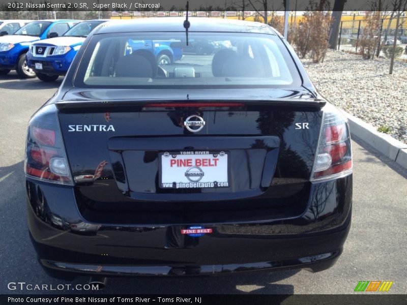 Super Black / Charcoal 2012 Nissan Sentra 2.0 SR