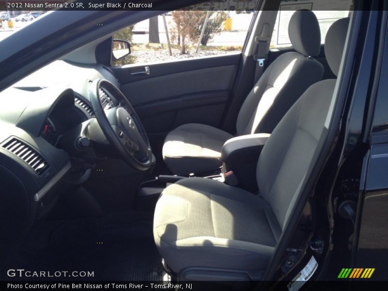Super Black / Charcoal 2012 Nissan Sentra 2.0 SR