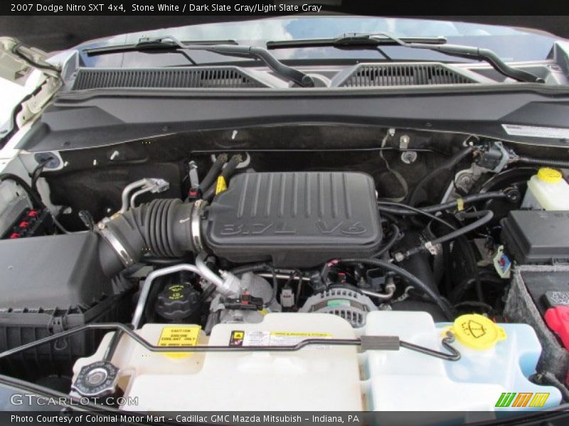 Stone White / Dark Slate Gray/Light Slate Gray 2007 Dodge Nitro SXT 4x4