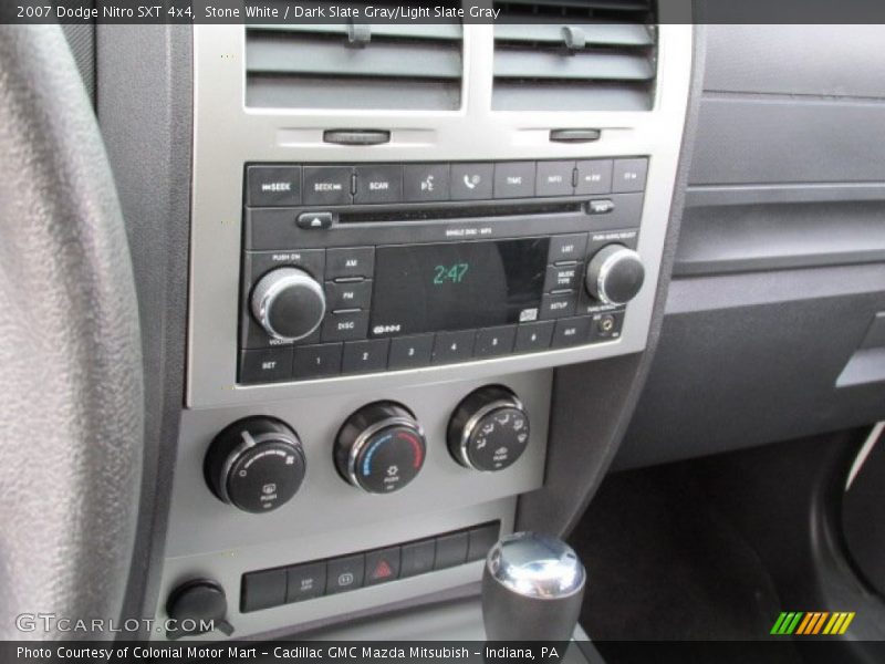 Stone White / Dark Slate Gray/Light Slate Gray 2007 Dodge Nitro SXT 4x4