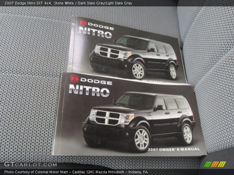 Stone White / Dark Slate Gray/Light Slate Gray 2007 Dodge Nitro SXT 4x4