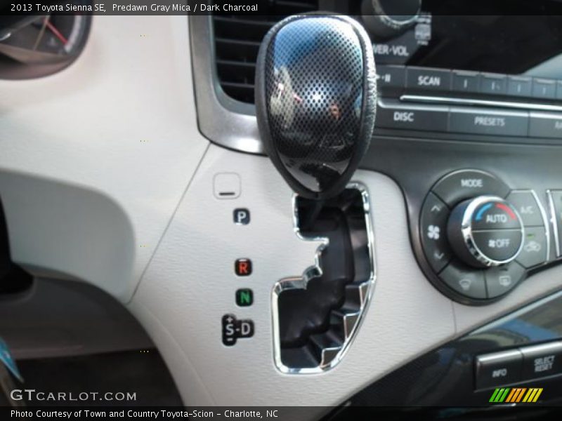 Predawn Gray Mica / Dark Charcoal 2013 Toyota Sienna SE