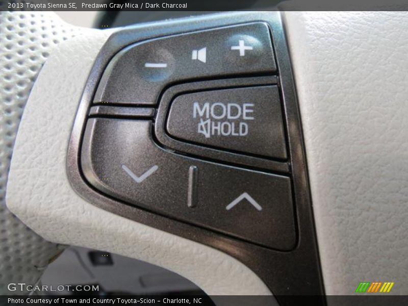 Predawn Gray Mica / Dark Charcoal 2013 Toyota Sienna SE