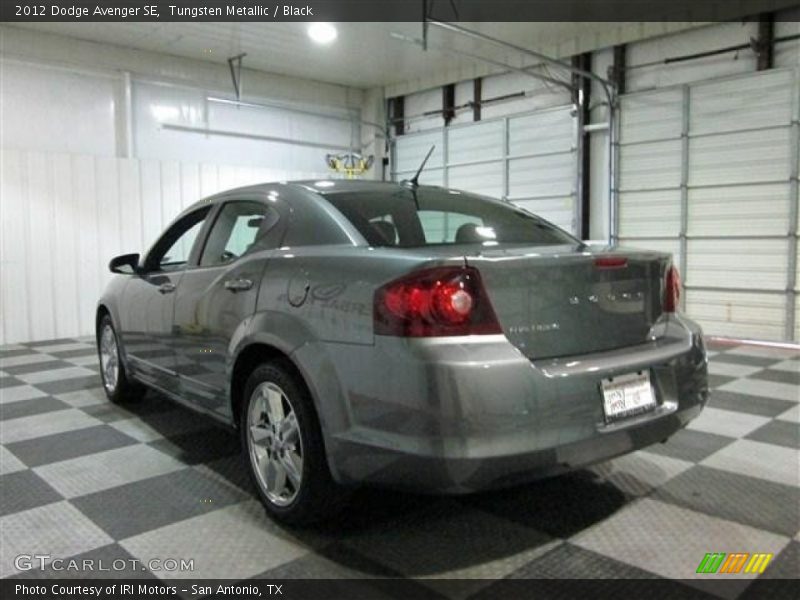 Tungsten Metallic / Black 2012 Dodge Avenger SE