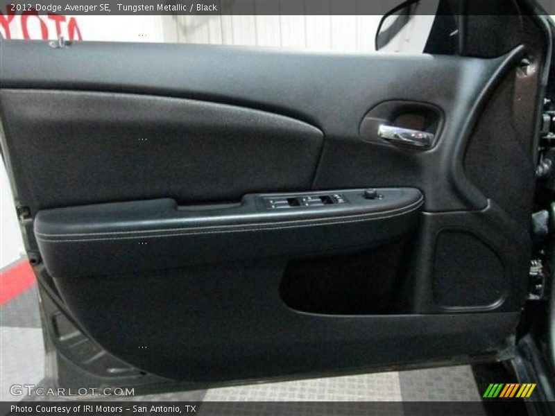 Tungsten Metallic / Black 2012 Dodge Avenger SE