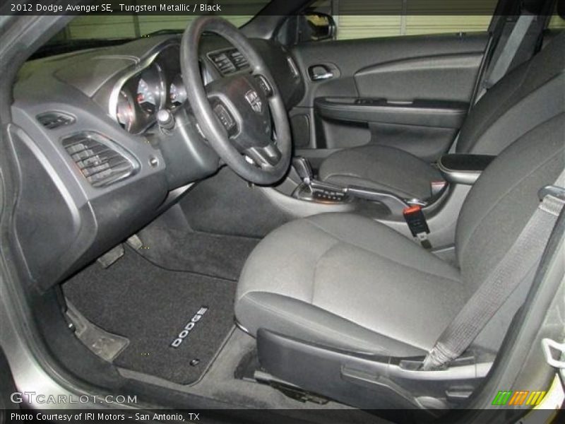 Tungsten Metallic / Black 2012 Dodge Avenger SE