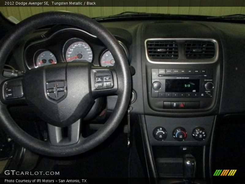 Tungsten Metallic / Black 2012 Dodge Avenger SE