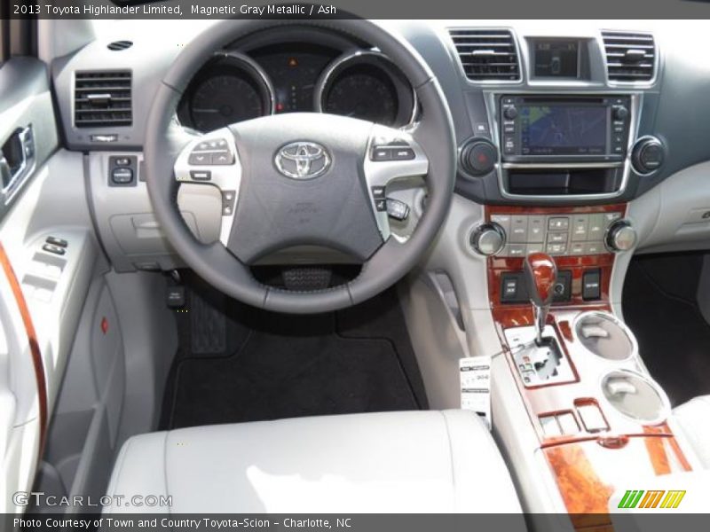 Magnetic Gray Metallic / Ash 2013 Toyota Highlander Limited