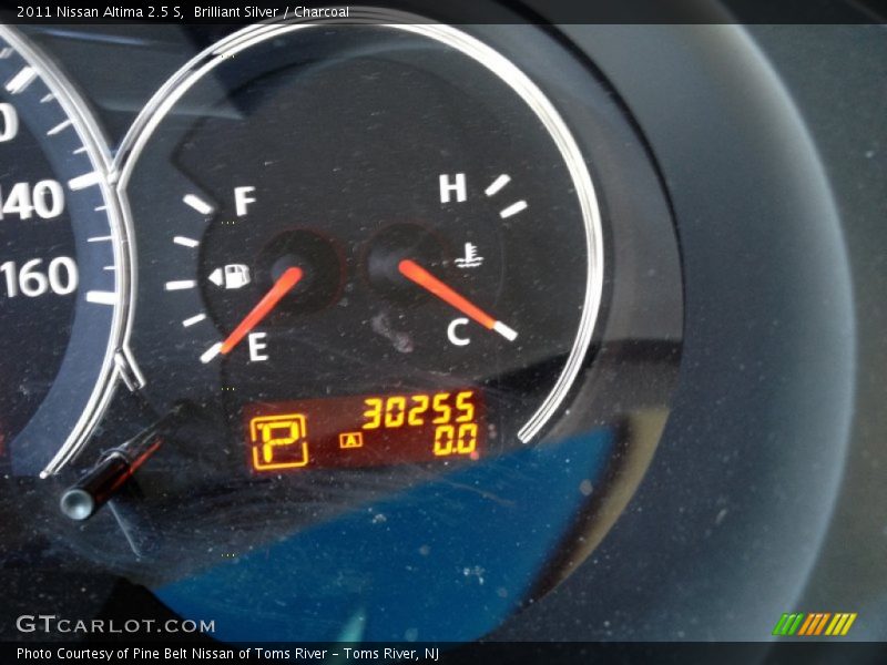 Brilliant Silver / Charcoal 2011 Nissan Altima 2.5 S